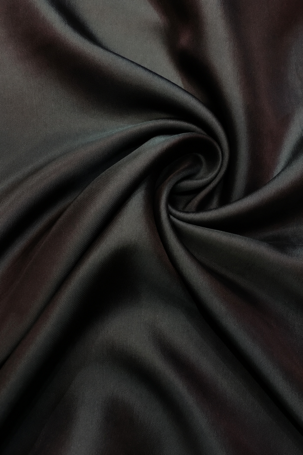Thủy Silk Set